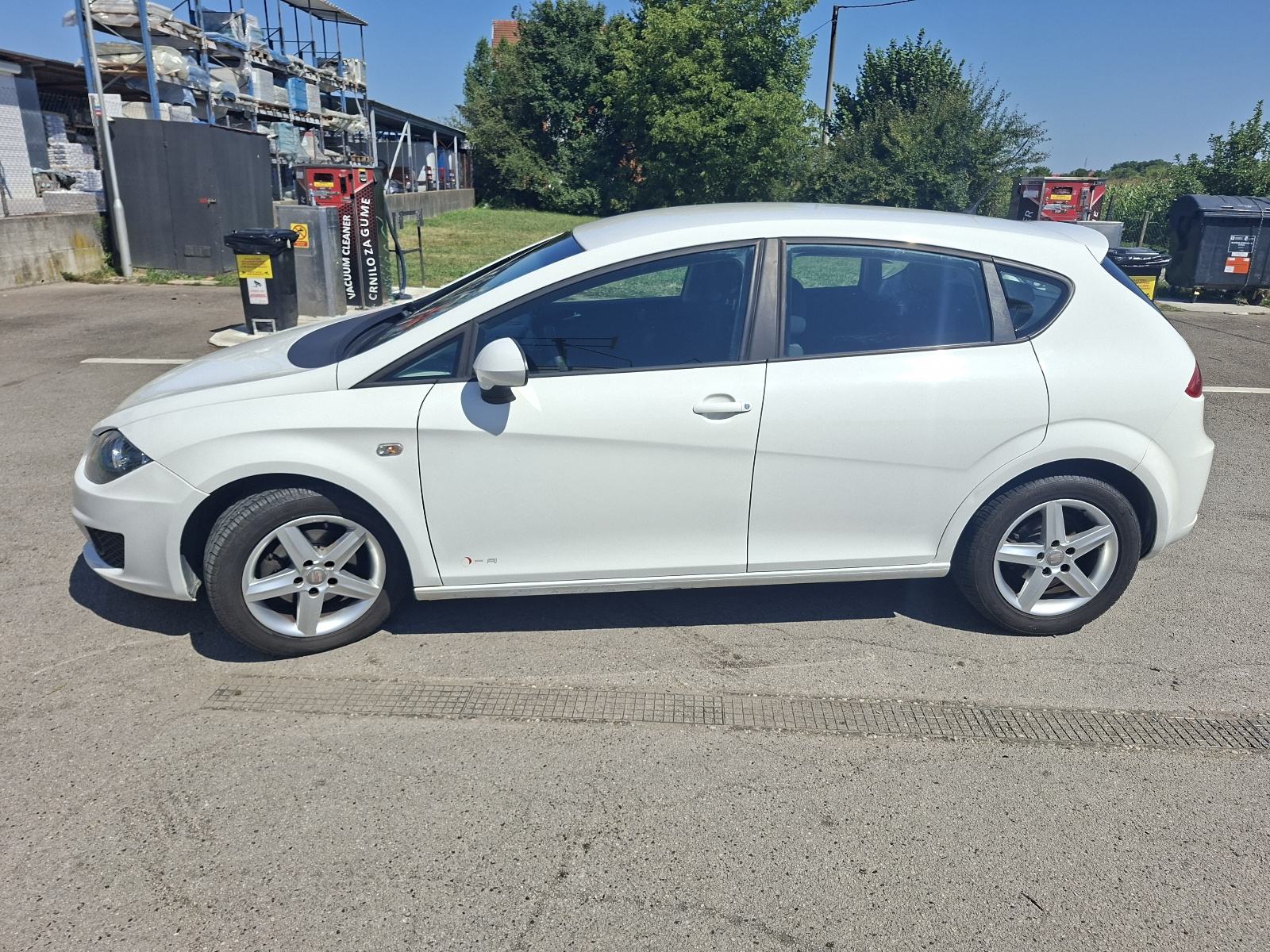 Seat Leon 1,6 TDI, fotografija 2
