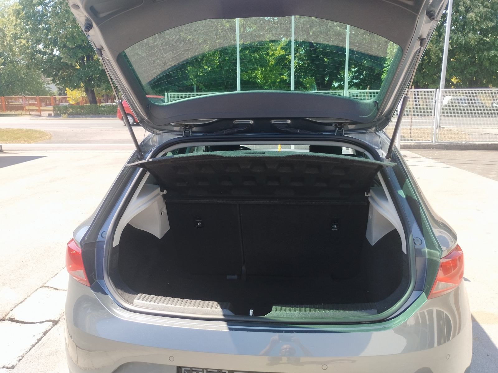 Seat Leon 1,6 TDI, fotografija 12