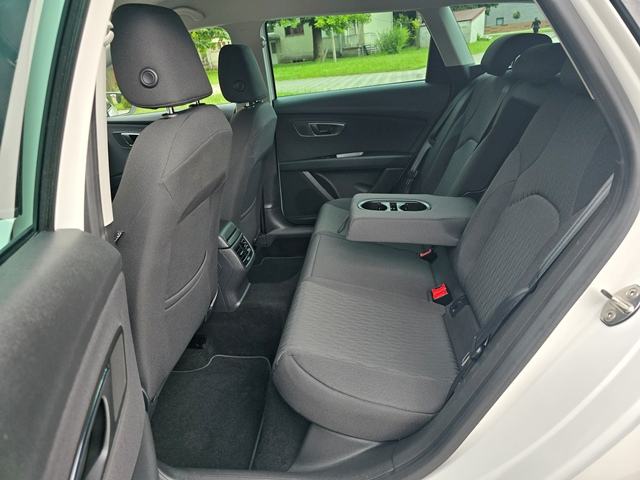 SEAT LEON 1.6 TDI ST-NAVI-TEMPO-LED SVJETLA-P.PILOT-SERVISNA-1VL-TOP, fotografija 15