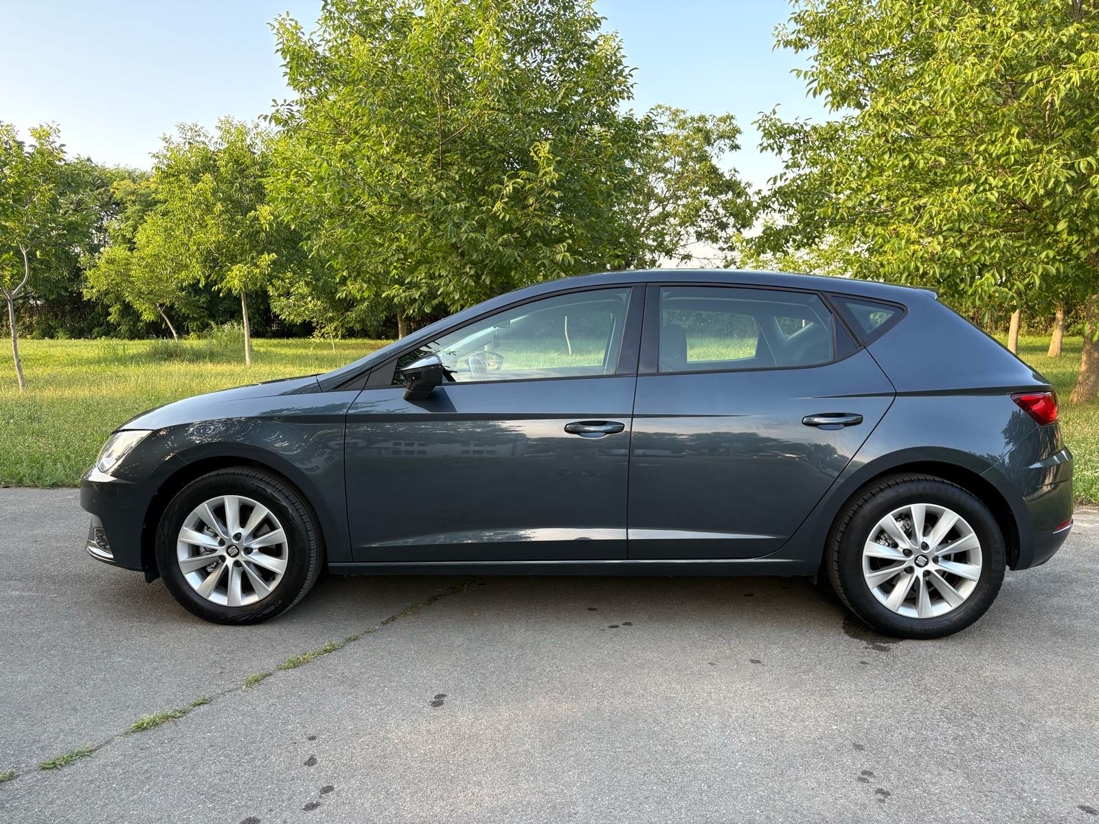 Seat Leon 1,6 TDI STYLE/BeatsAudio, fotografija 2