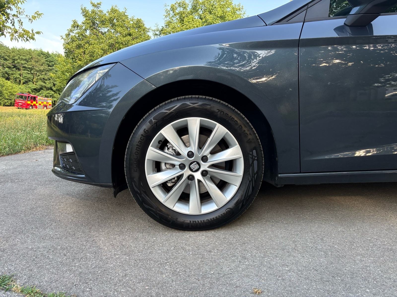 Seat Leon 1,6 TDI STYLE/BeatsAudio, fotografija 9