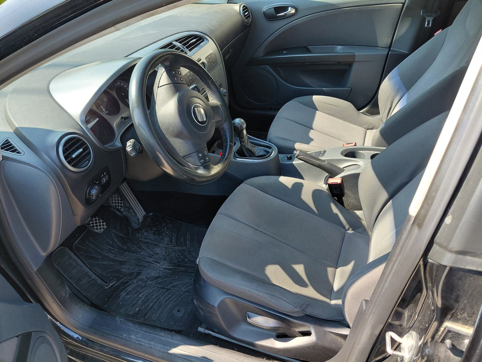 Seat Leon 1,9 TDI pd 77 kw, 210000 km, 2005.g., fotografija 10
