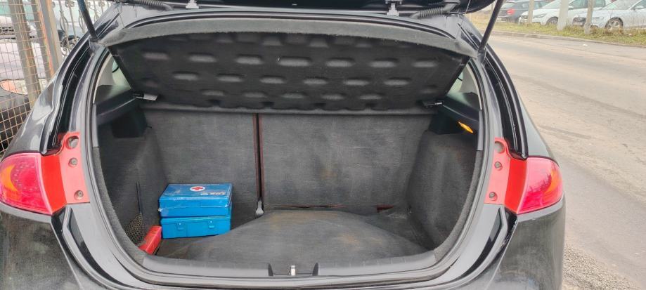 Seat Leon 1,9 TDI, fotografija 7
