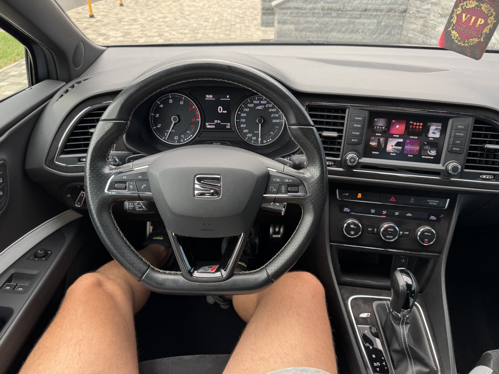 Seat Leon CUPRA 2,0 TSI DSG Stage 1 - FULL OPREMA - REG 04/27, fotografija 17