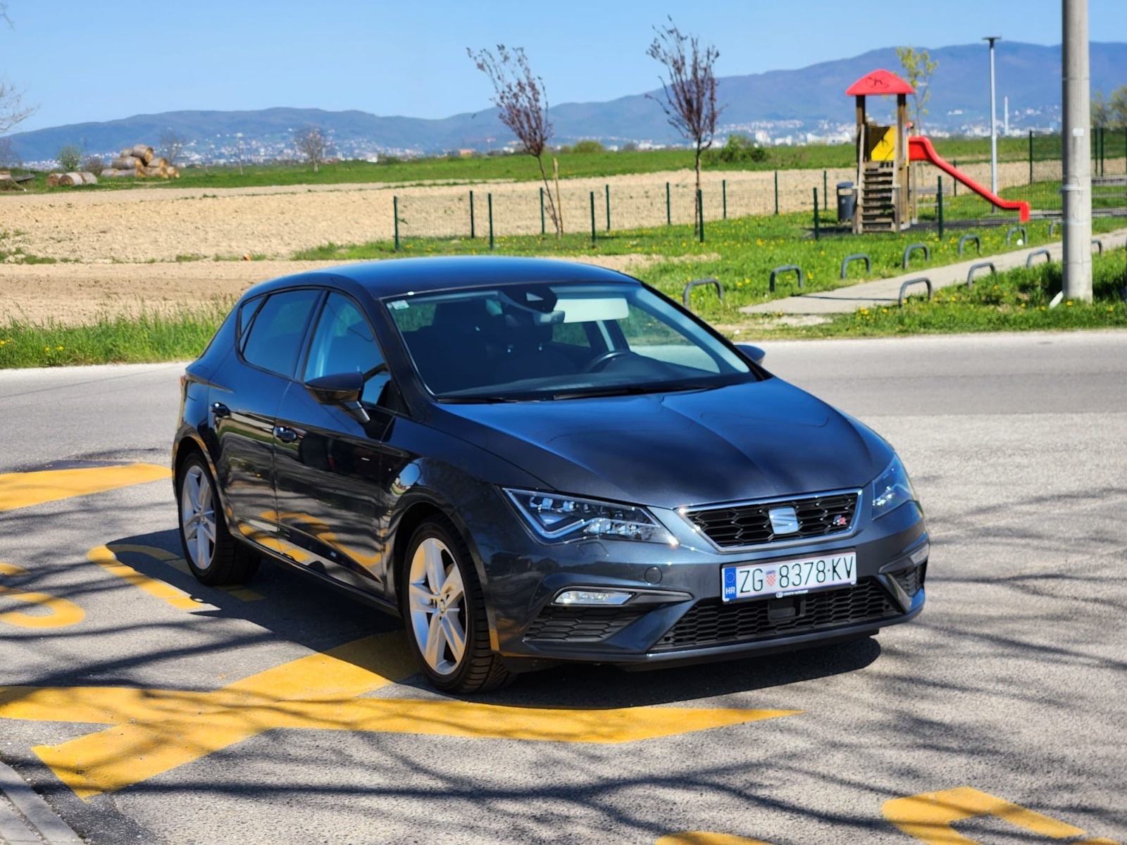 Seat Leon 2,0 TDI automatik, fotografija 4