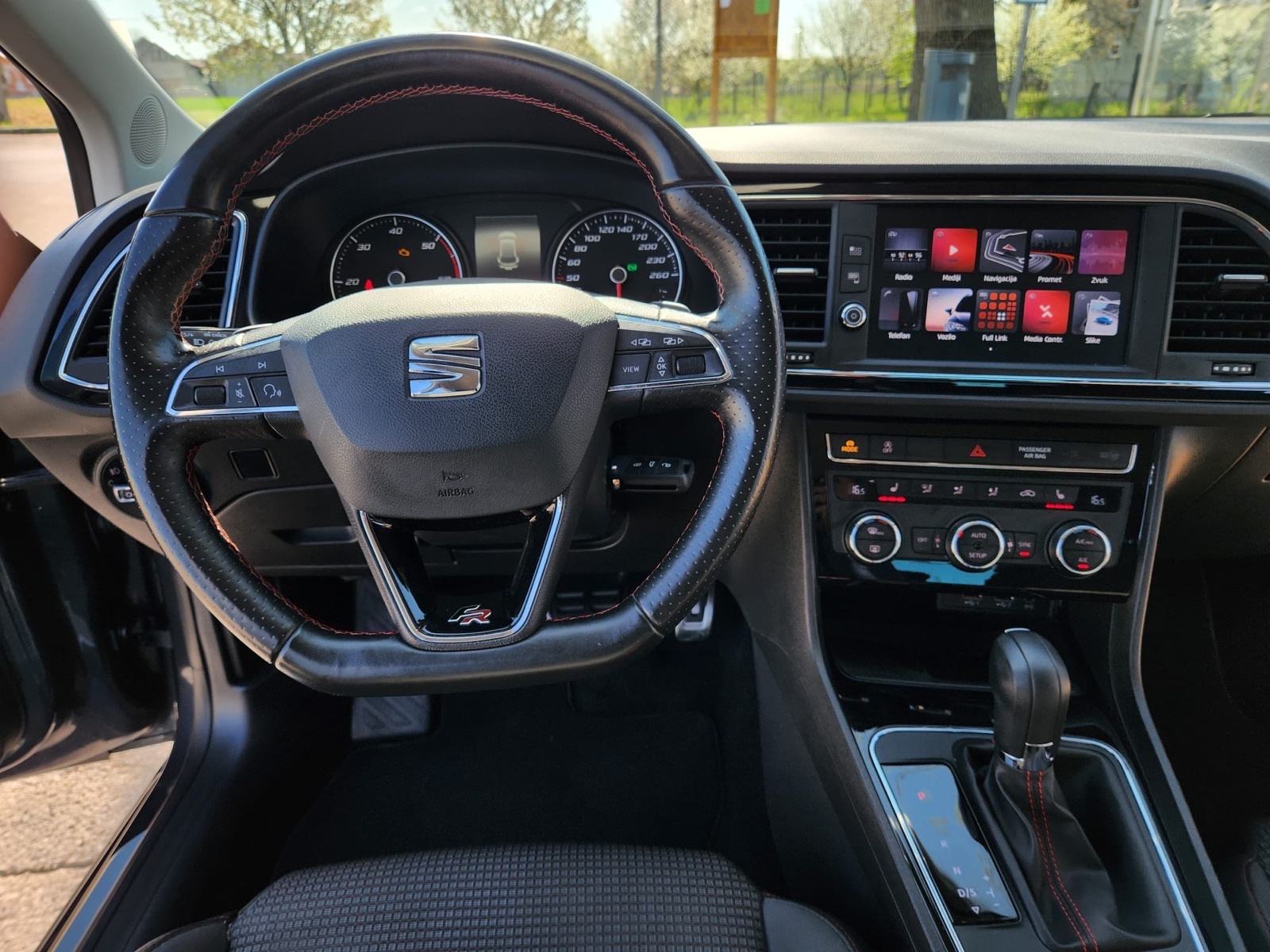 Seat Leon 2,0 TDI automatik, fotografija 13