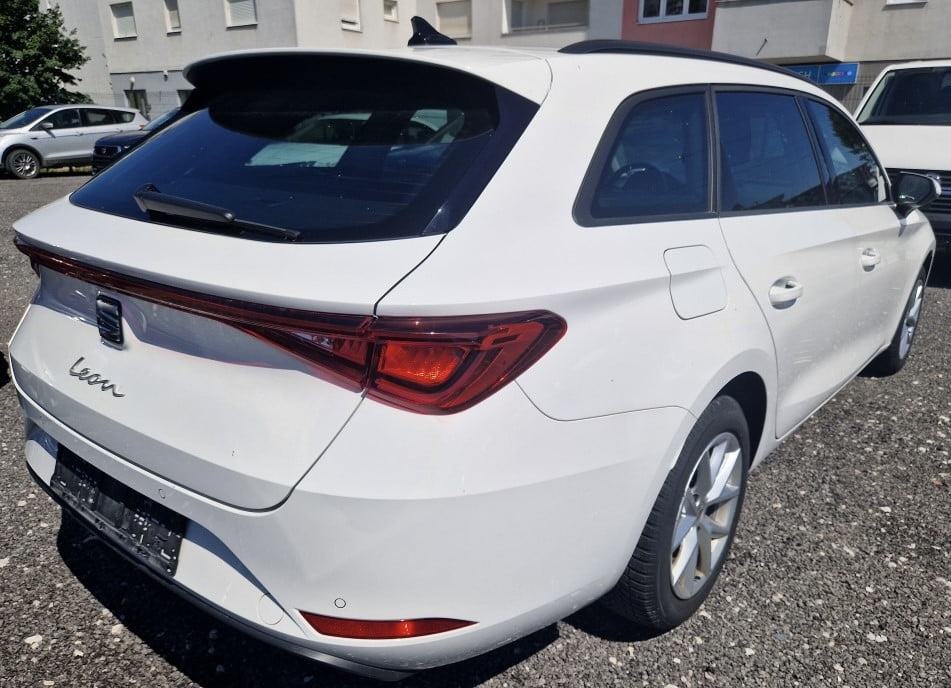 Seat Leon 2,0 TDI evo STYLE Nije uvoz, fotografija 3