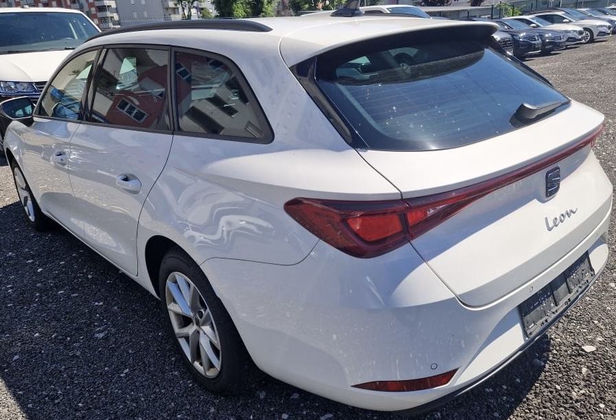 Seat Leon 2,0 TDI evo STYLE Nije uvoz, fotografija 4