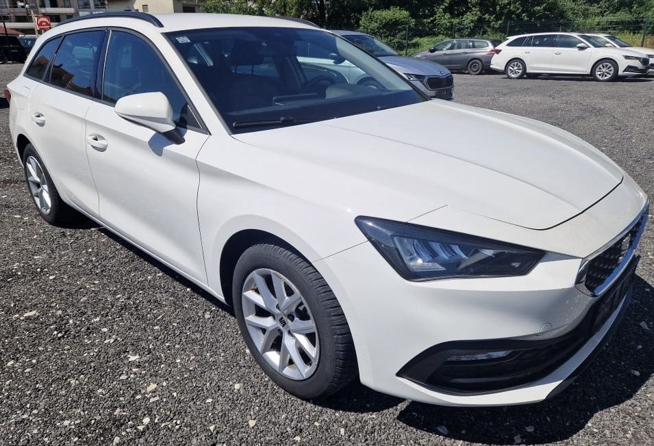 Seat Leon 2,0 TDI evo STYLE Nije uvoz, fotografija 2