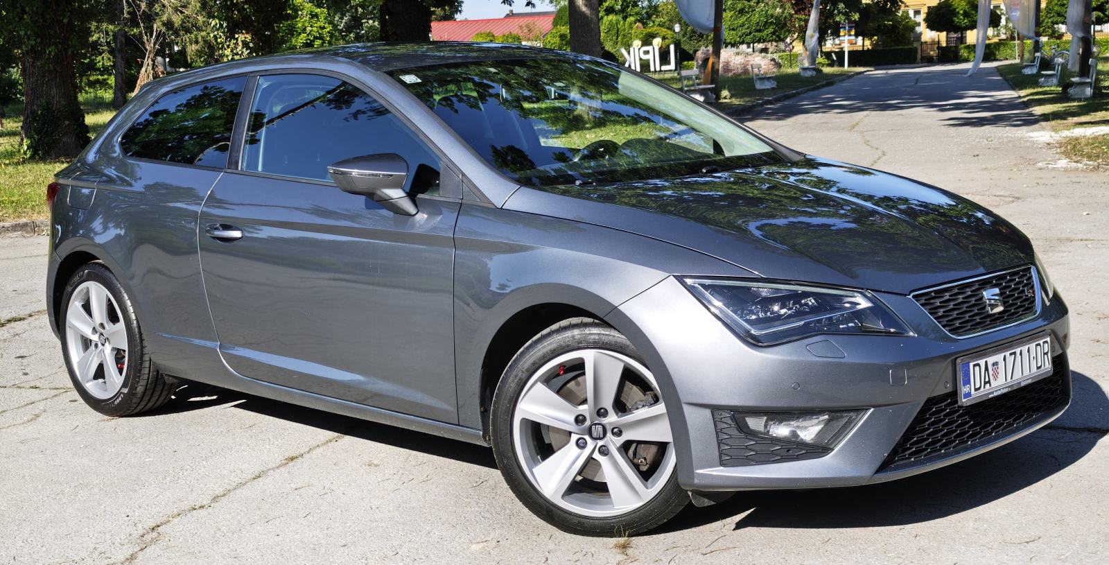 Seat Leon FR 2,0 TDI (184 KS), fotografija 2