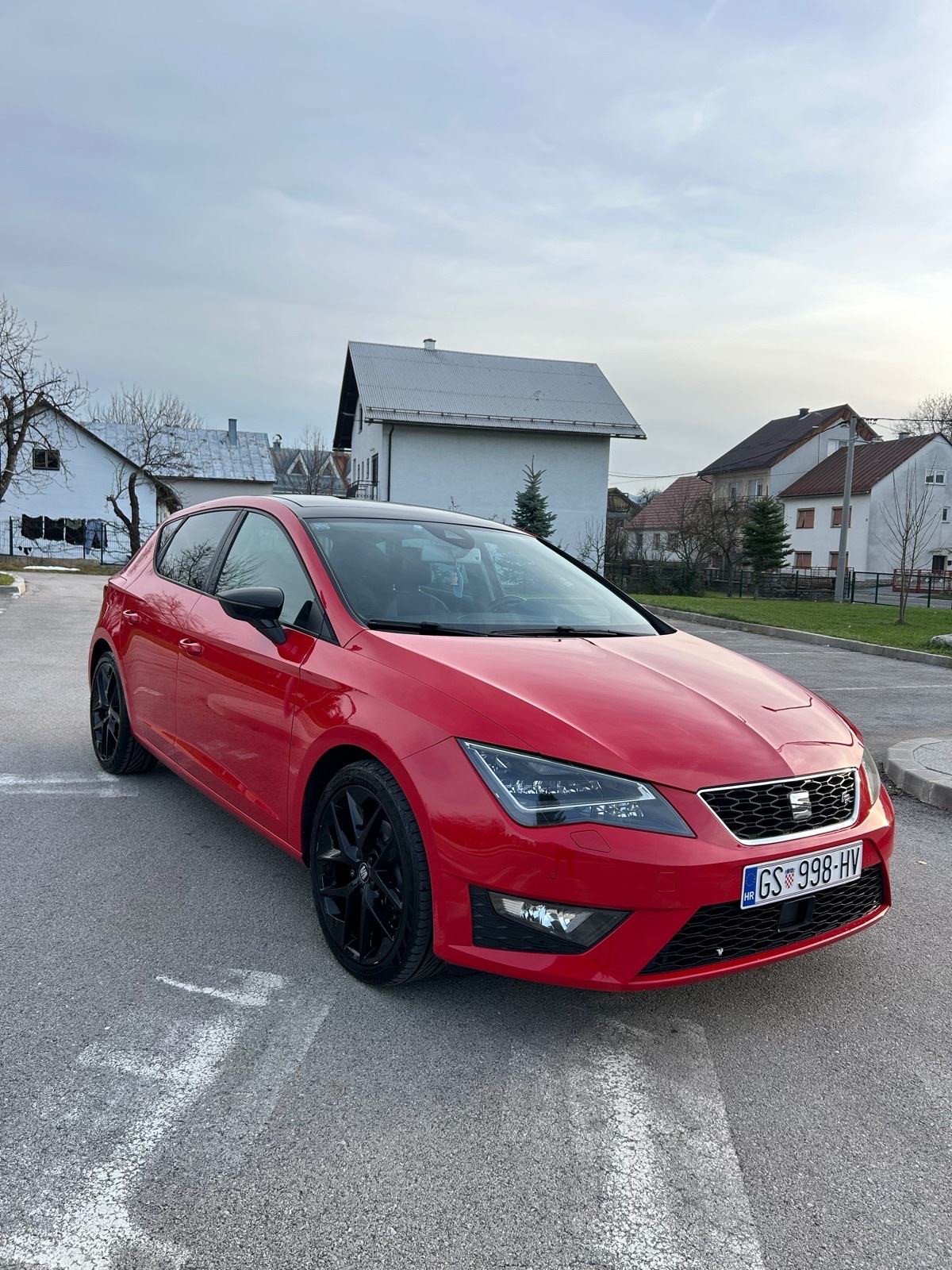 SEAT LEON FR 2.0 TDI 150 KS DSG / PANORAMA / ACC / FULL LED, fotografija 3