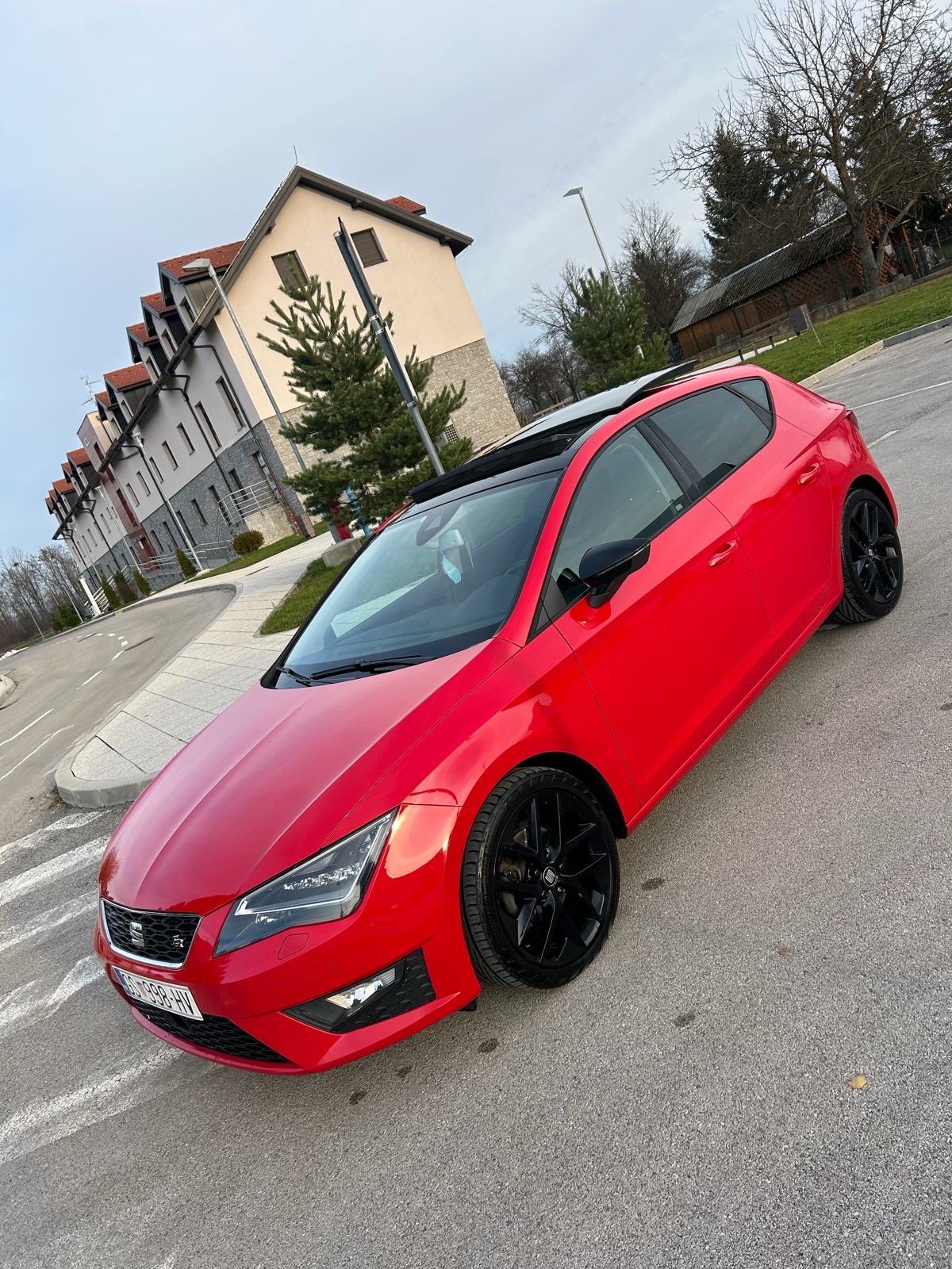 SEAT LEON FR 2.0 TDI 150 KS DSG / PANORAMA / ACC / FULL LED, fotografija 6