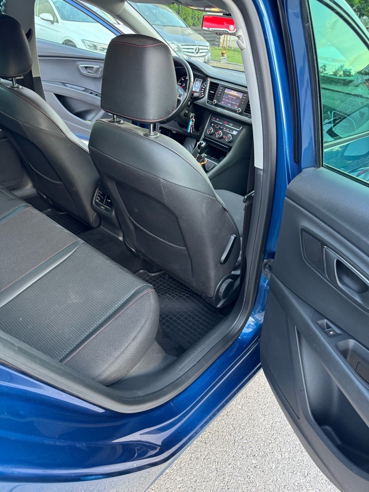 Seat Leon 2,0 TDI FR REGISTRIRAN GOD DANA, fotografija 12