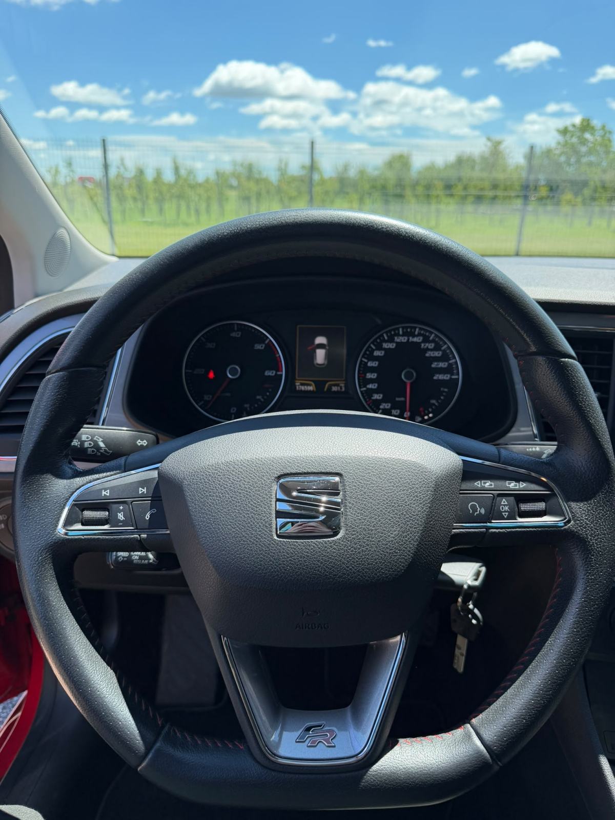 Seat Leon 2,0 TDI FR/// REGAN 1 GOD!!, fotografija 11