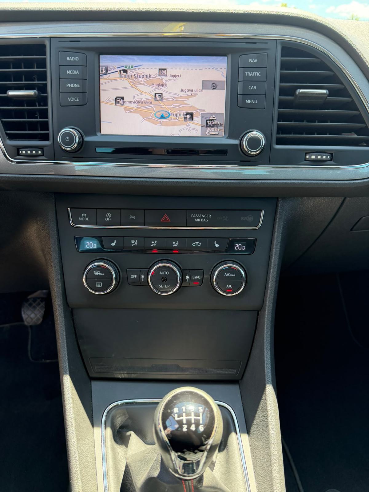 Seat Leon 2,0 TDI FR/// REGAN 1 GOD!!, fotografija 12
