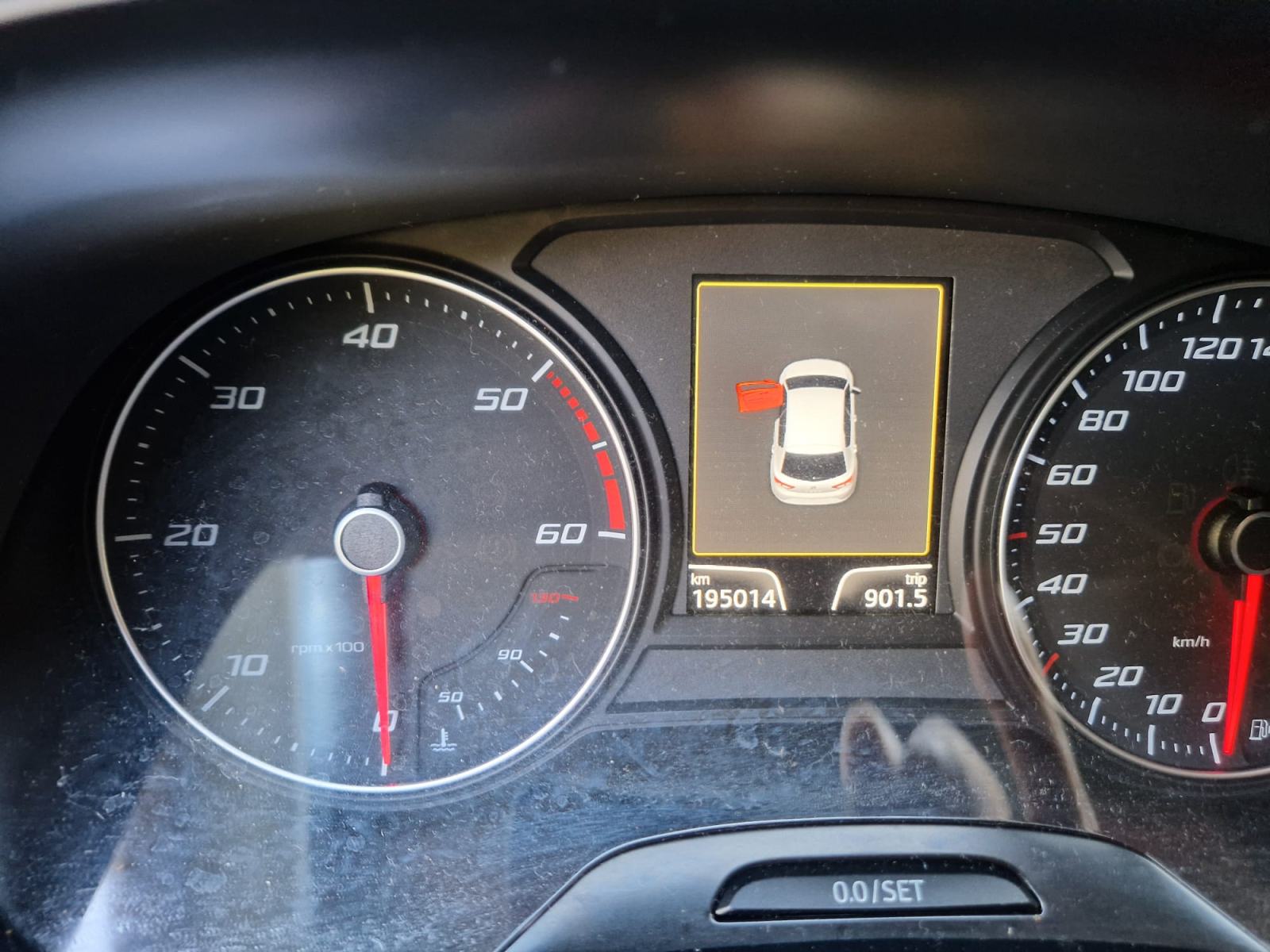 Seat Leon 2,0 TDI FR, fotografija 15
