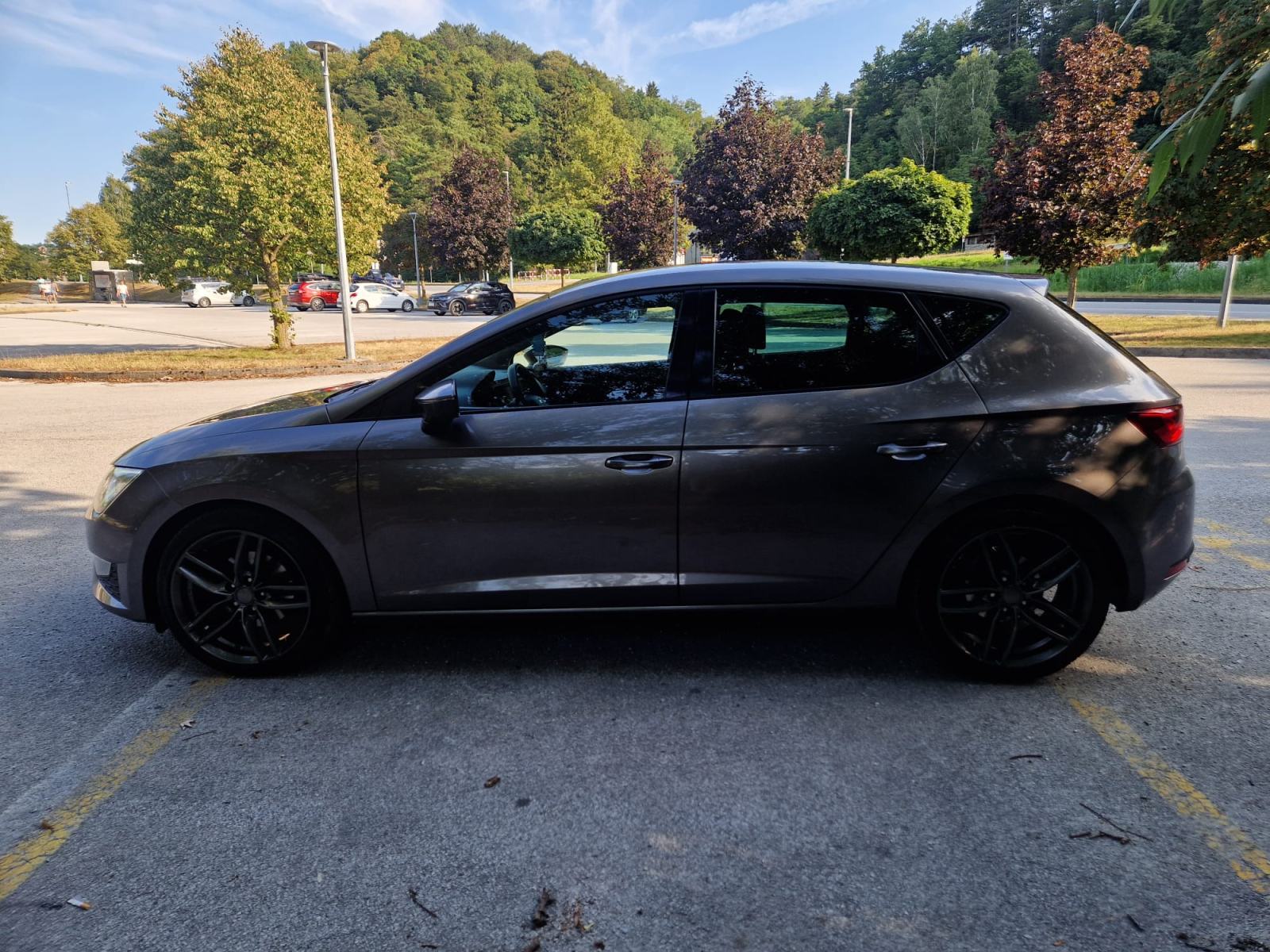 Seat Leon 2,0 TDI FR, fotografija 8