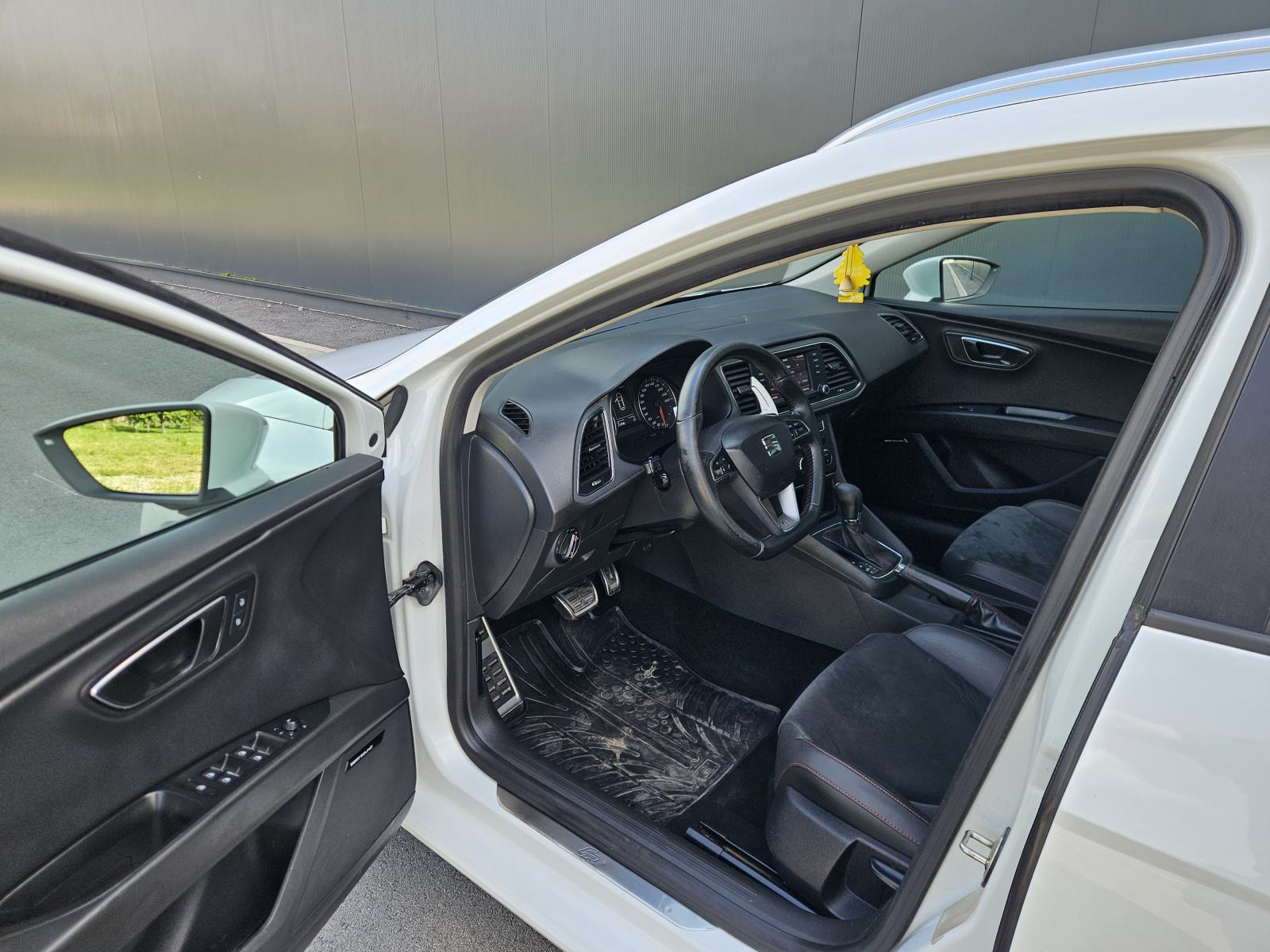 Seat Leon 2,0 TDI FR, fotografija 8