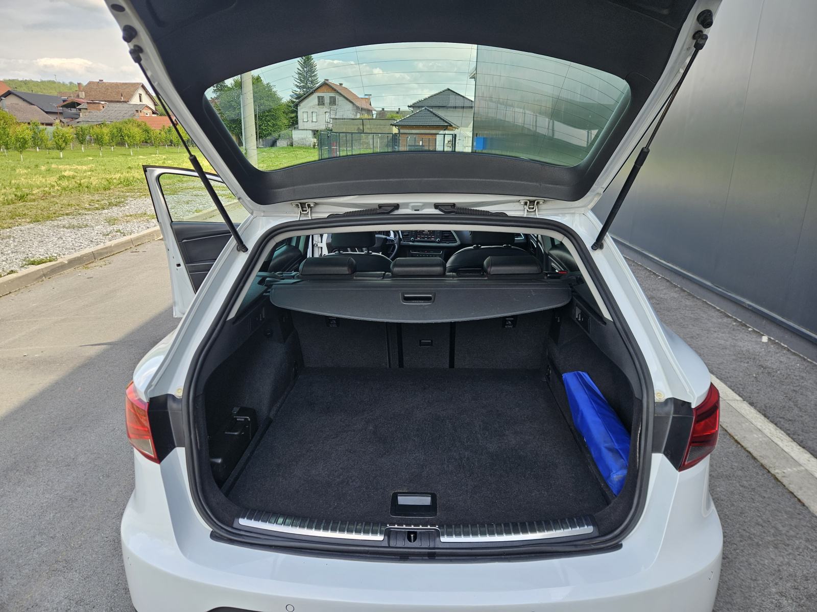 Seat Leon 2,0 TDI FR, fotografija 7