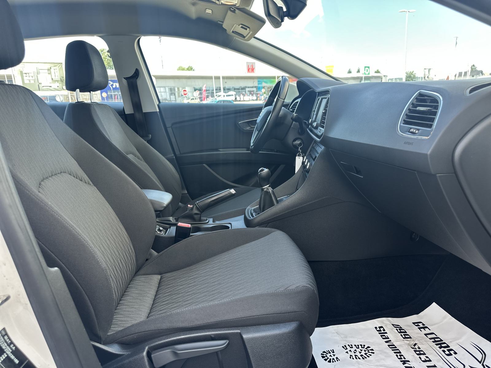Seat Leon 2,0 TDI/LED/TEMPOMAT/NAVI/SENZORI/GR.SJEDALA, fotografija 11