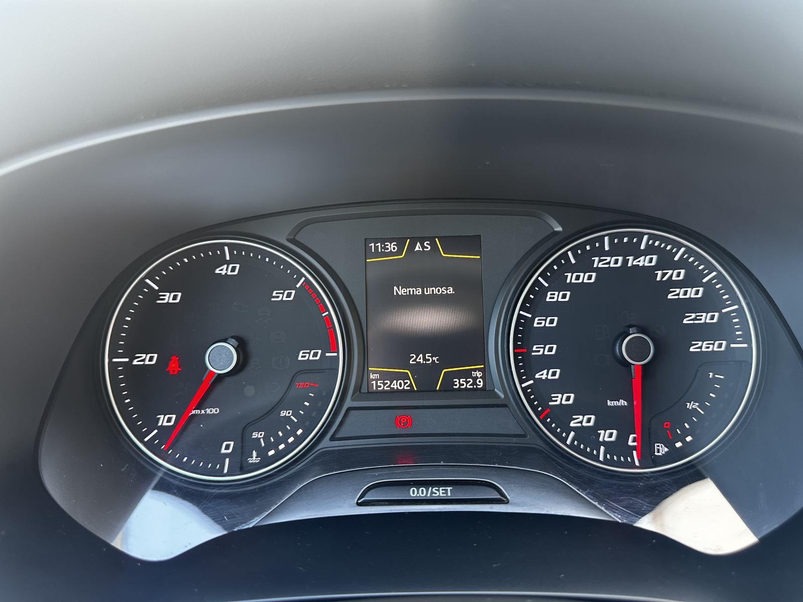 Seat Leon 2,0 TDI/LED/TEMPOMAT/NAVI/SENZORI/GR.SJEDALA, fotografija 17