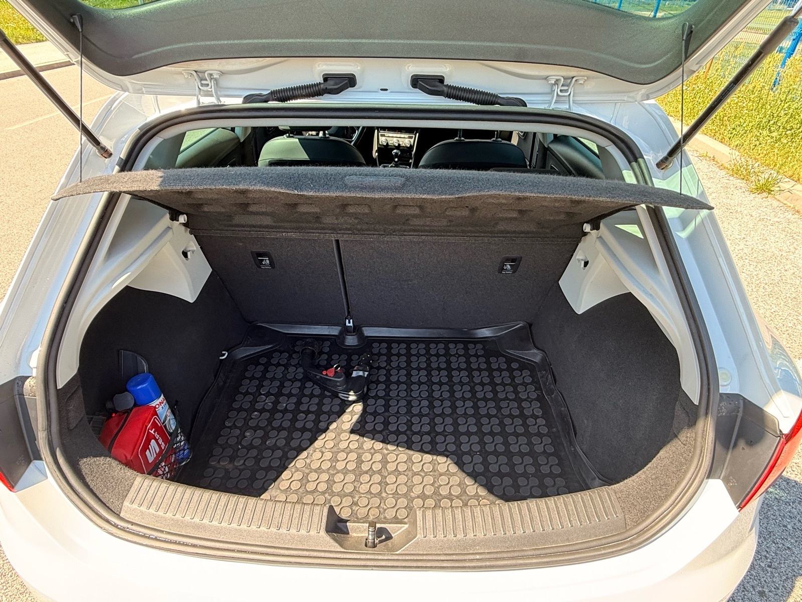 Seat Leon 2,0 TDI, fotografija 13
