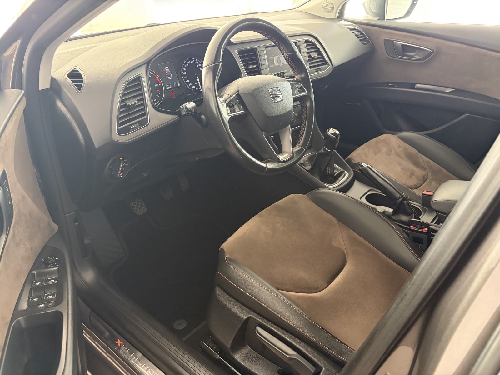 SEAT LEON ST 2.0TDI,4x4,EXPERIENCE 4drive, fotografija 11