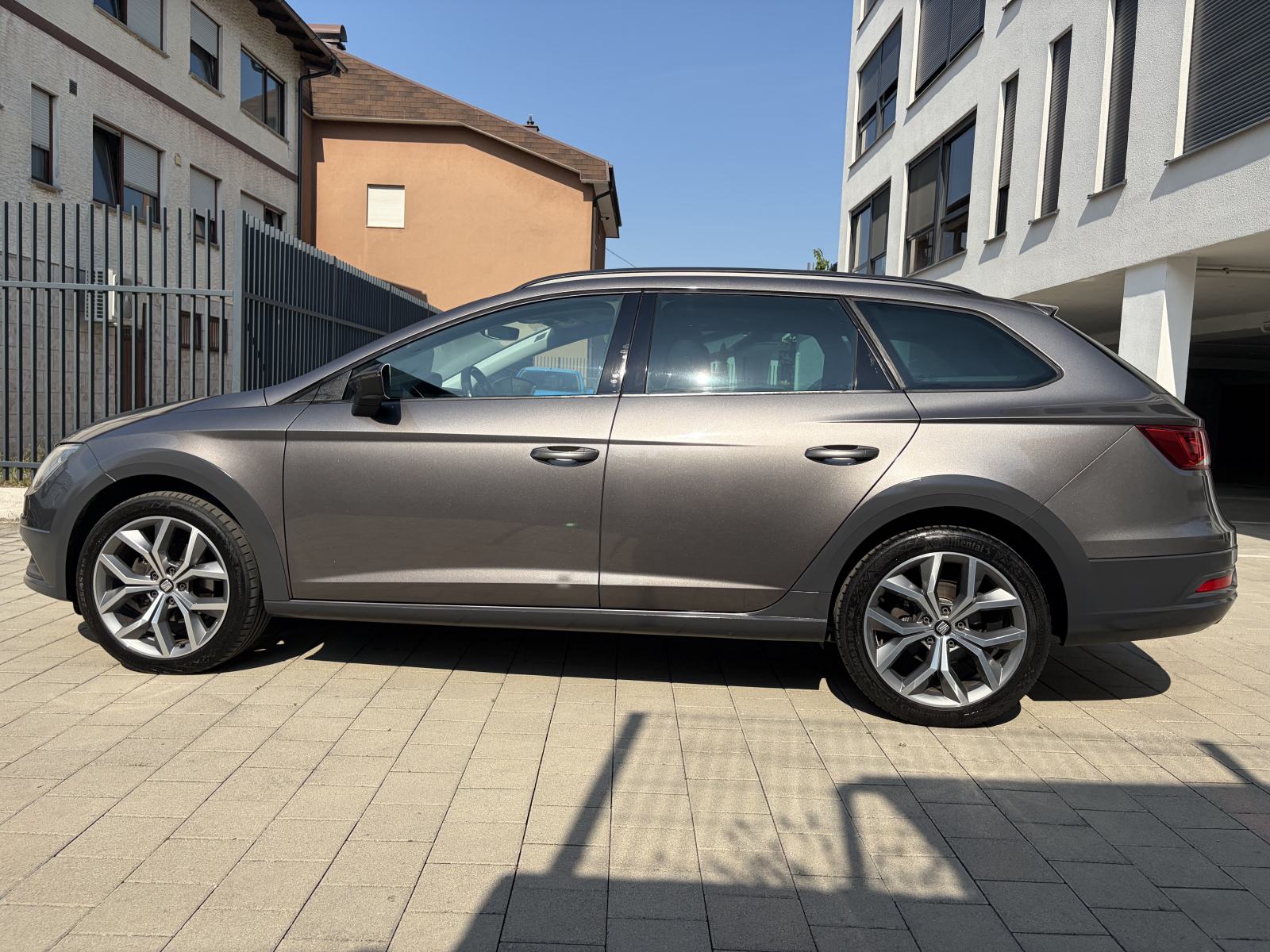 SEAT LEON ST 2.0TDI,4x4,EXPERIENCE 4drive, fotografija 8