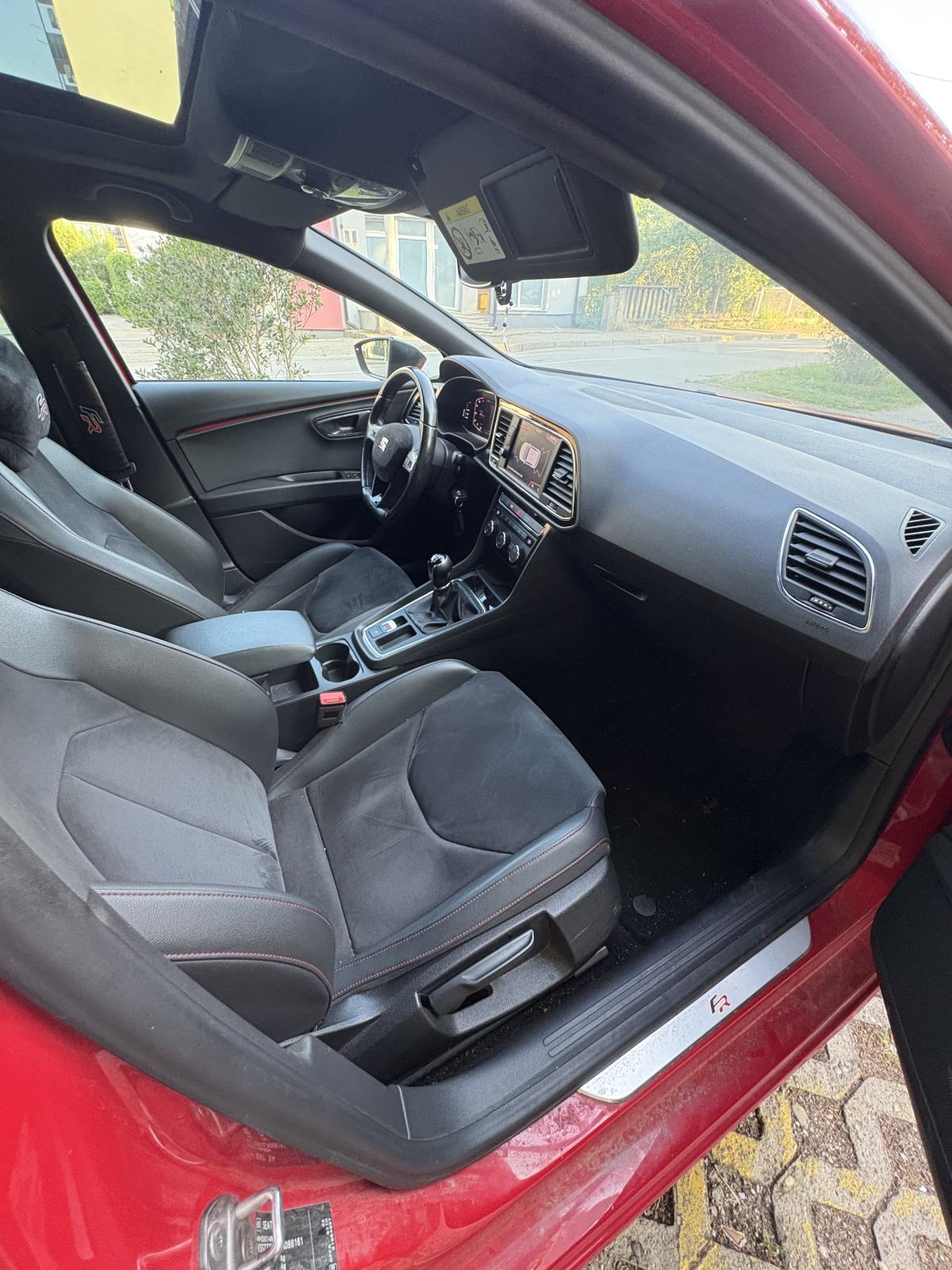 Seat Leon FR 2,0 TDI 110kw, virtual cockpit, facelift, panorama,180tkm, fotografija 3