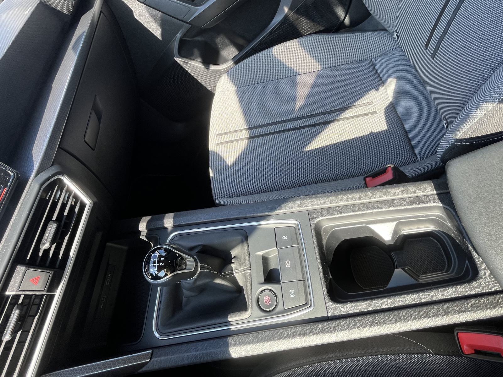 Seat Leon 2,0 TDI, fotografija 8