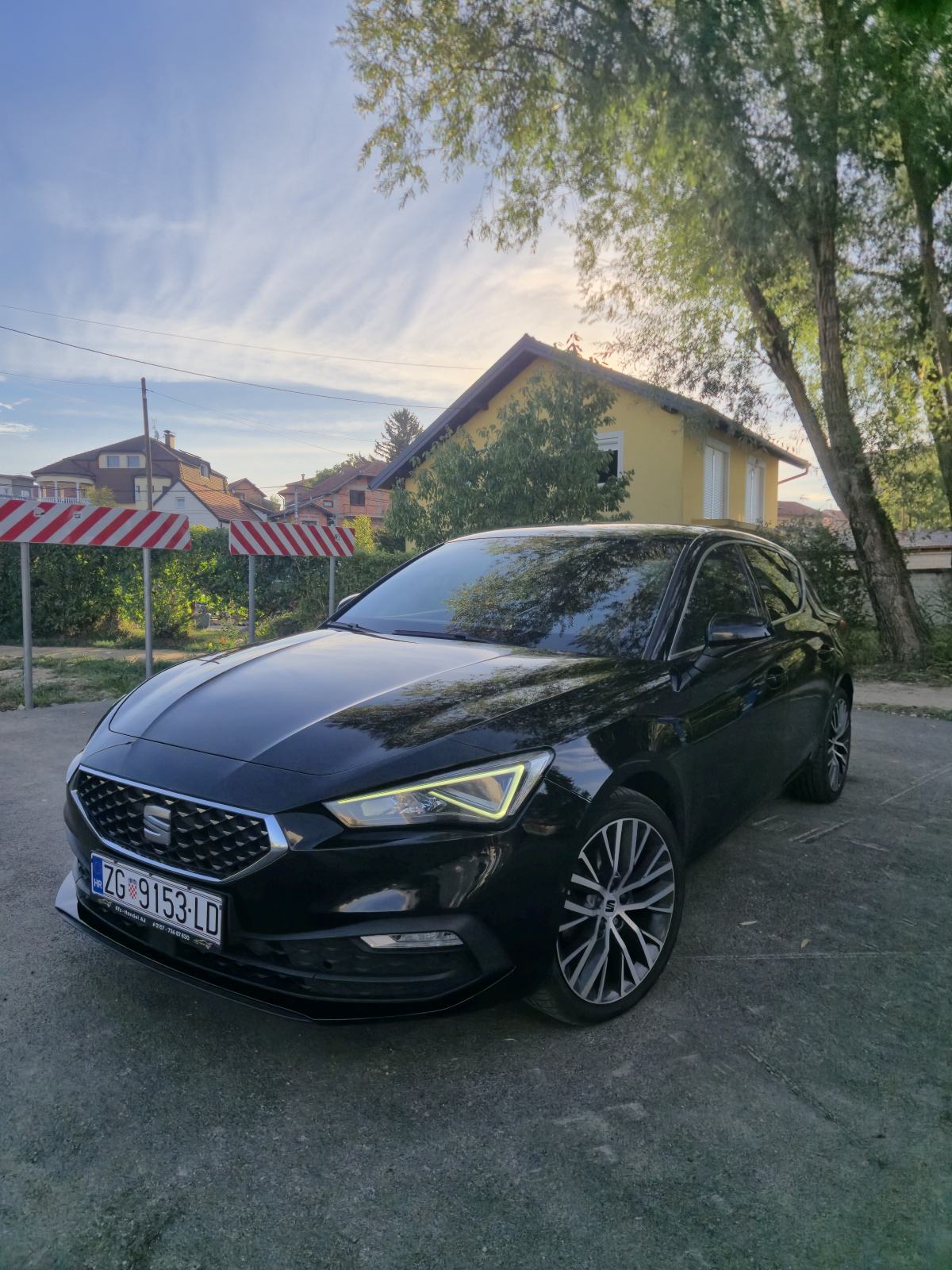 Seat Leon Xcellence, 2,0 TDI, 110 kW, DSG, pogled izvana - slika 1