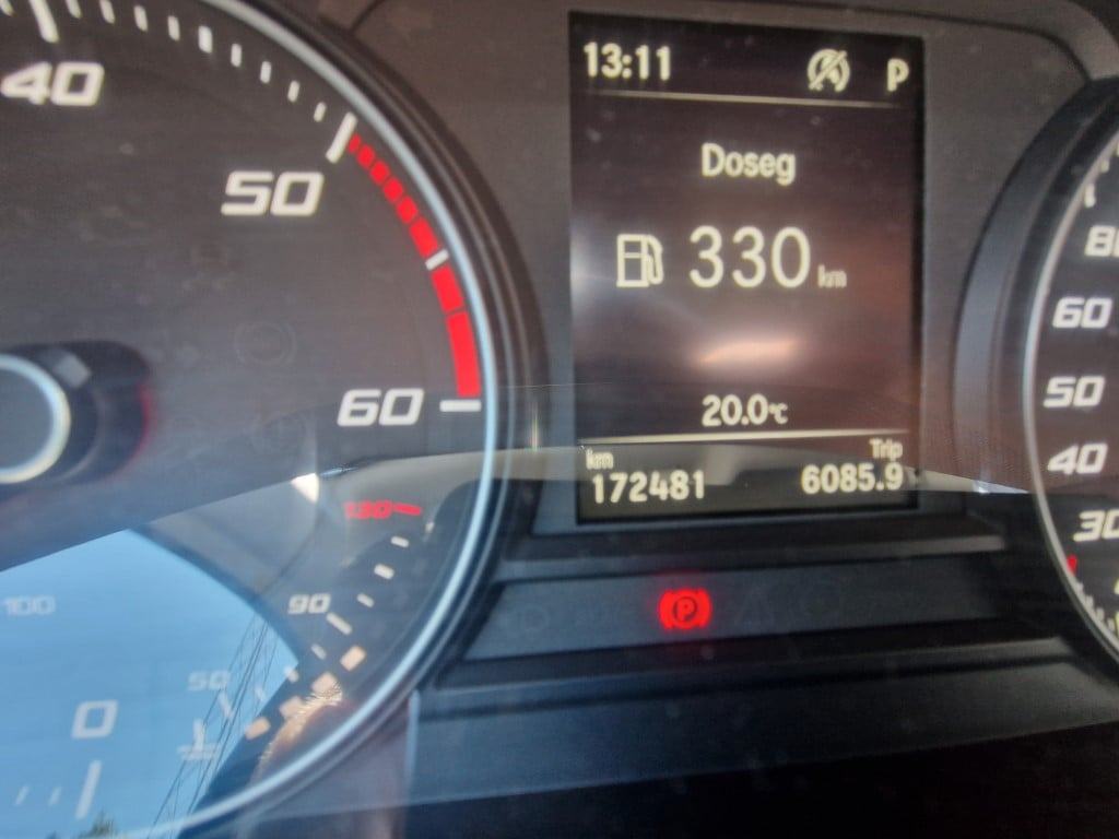 Seat Leon 2,0 TDI STevo STYLE DSG 150 KS NIJE UVOZ, fotografija 9