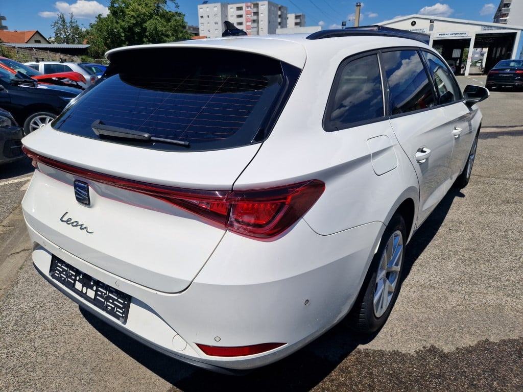 Seat Leon 2,0 TDI STevo STYLE DSG 150 KS NIJE UVOZ, fotografija 3