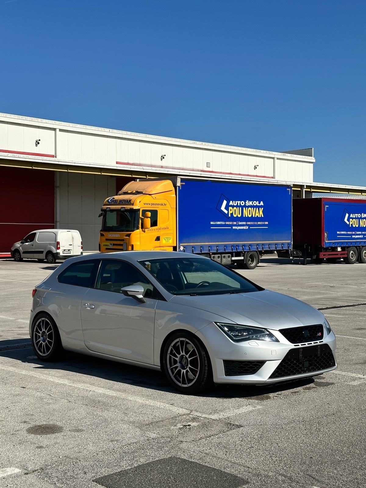 Seat Leon Cupra 265, fotografija 9