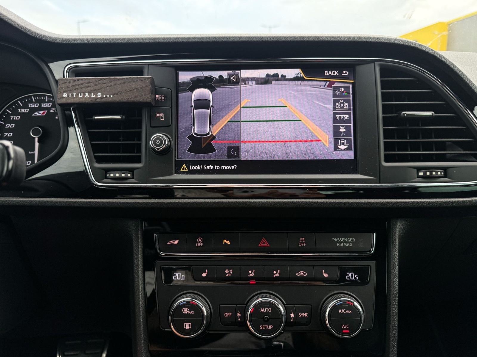 Seat Leon 2,0 TSI CUPRA DSG 2017., fotografija 15
