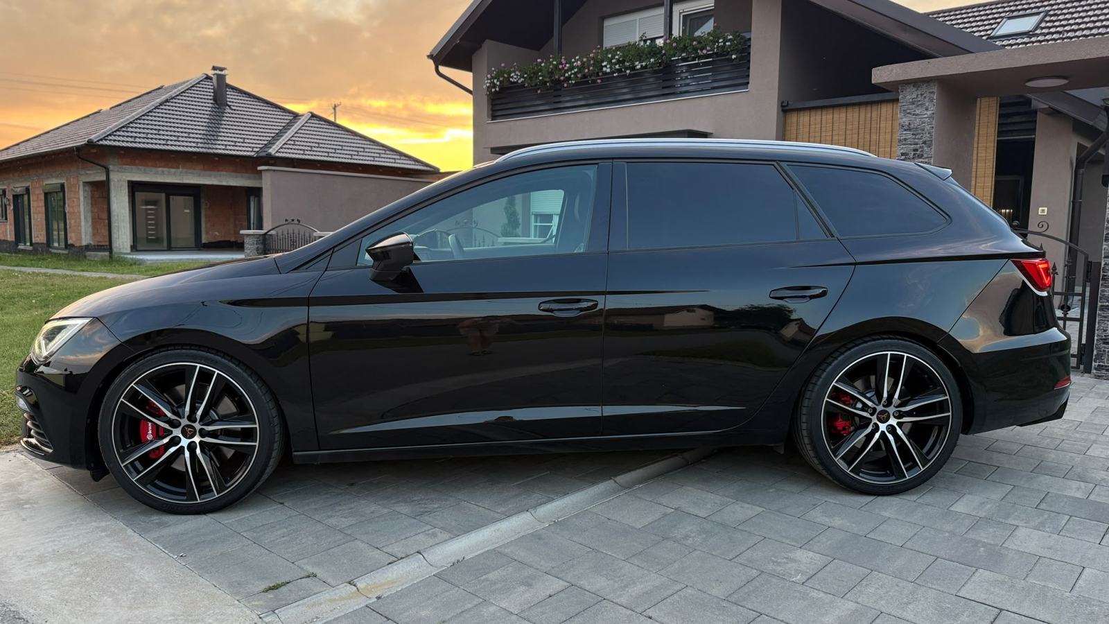 SEAT LEON CUPRA 2.0 TSI 4x4 DSG 6 *WAGNER IC*R600USIS*FM AUSPUH*400KS*, fotografija 5