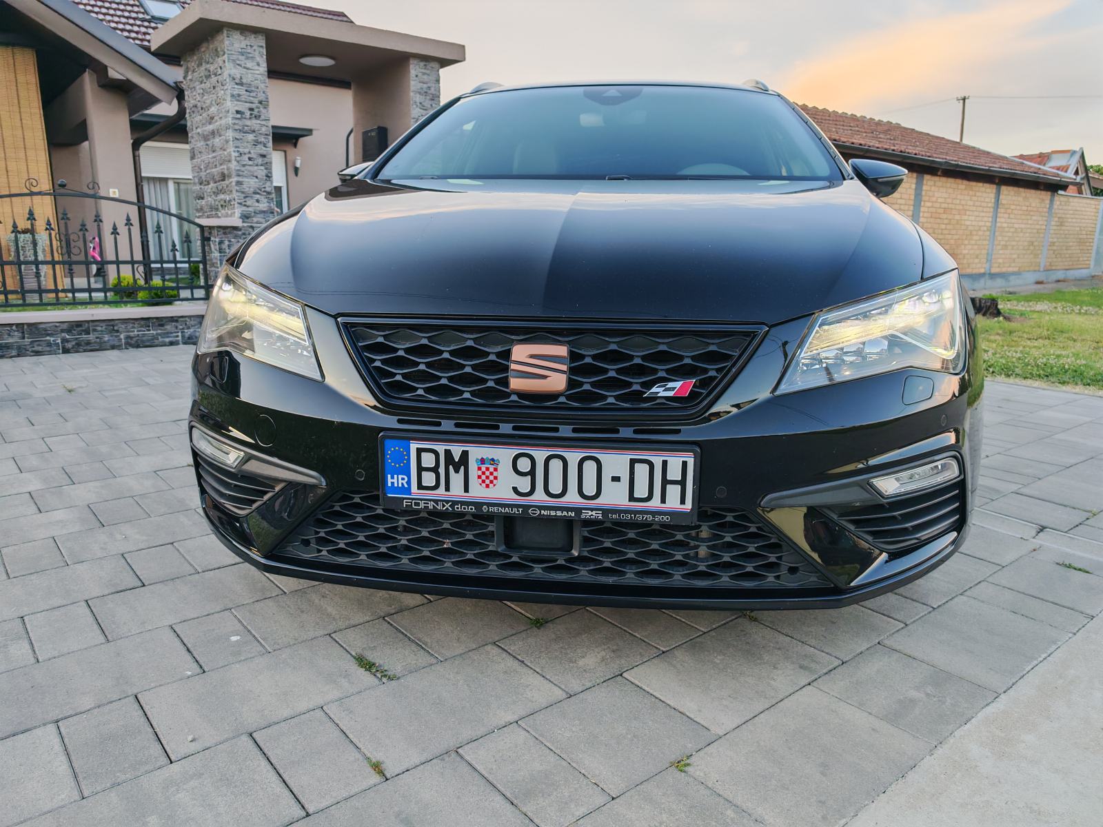 SEAT LEON CUPRA 2.0 TSI 4x4 DSG 6 *WAGNER IC*R600USIS*FM AUSPUH*400KS*, fotografija 19