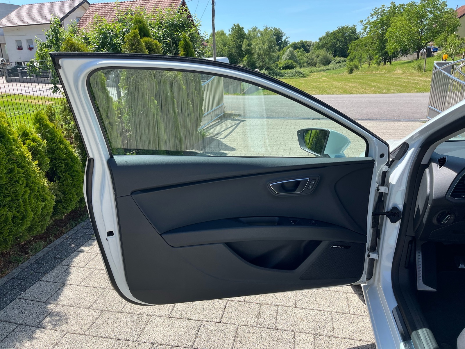 Seat Leon FR 2,0 TDI perla bijeli, fotografija 8