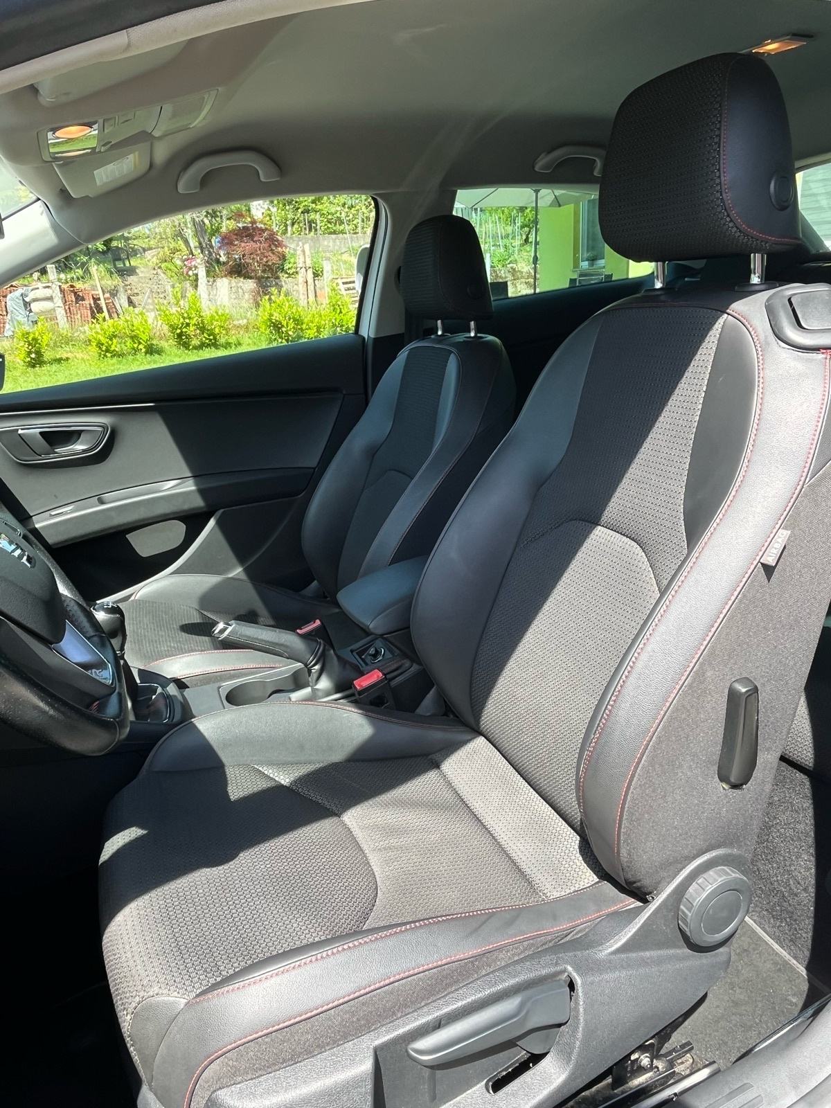 Seat Leon FR 2,0 TDI perla bijeli, fotografija 12