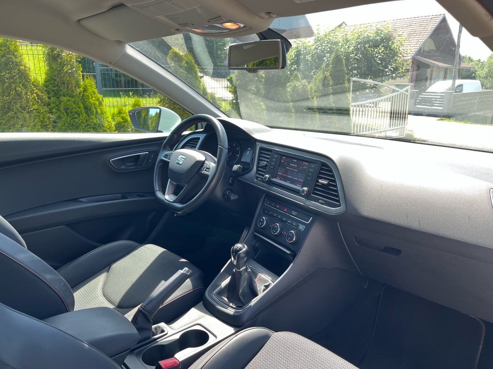 Seat Leon FR 2,0 TDI perla bijeli, fotografija 17
