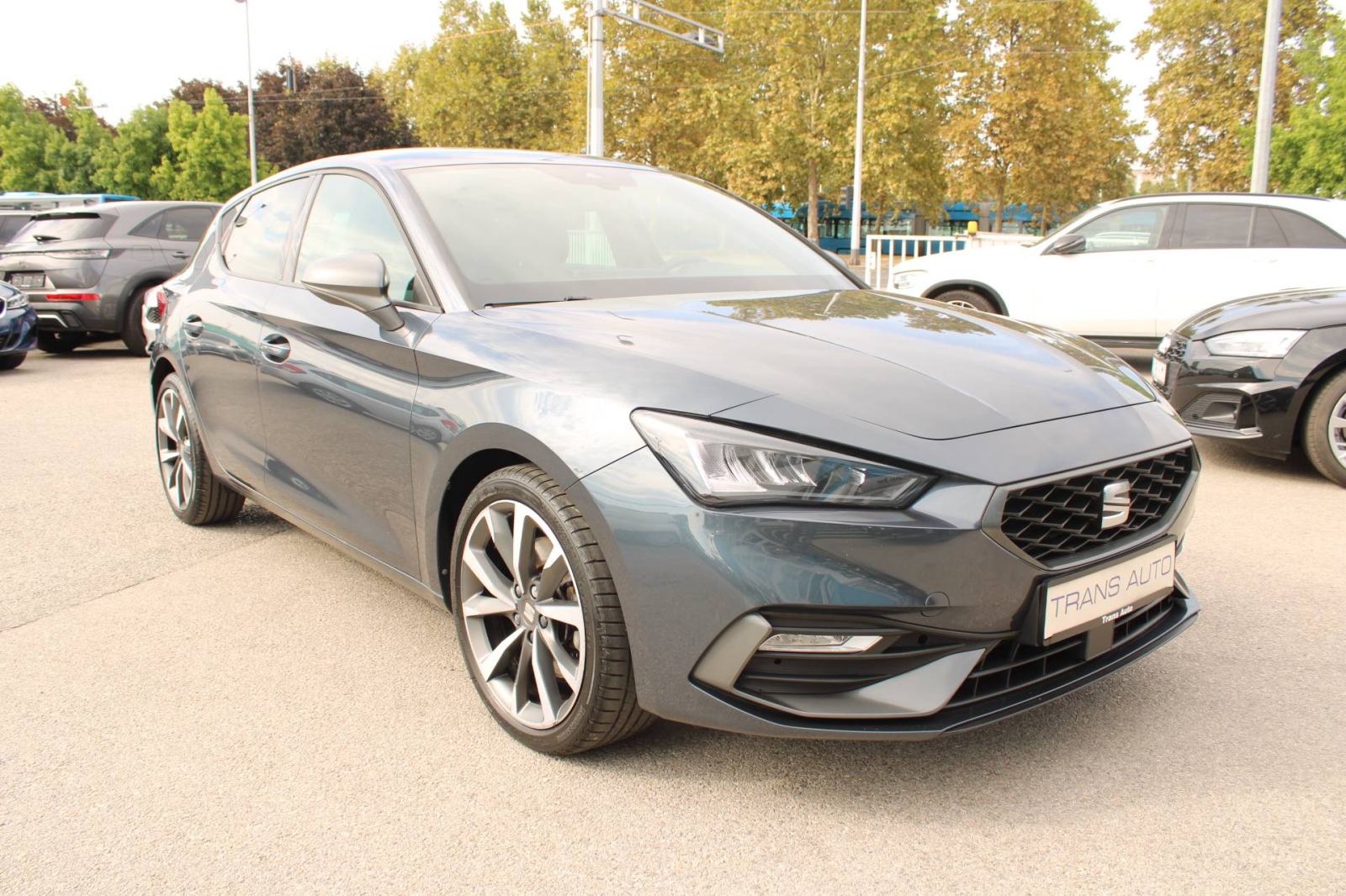 Seat Leon FR 2.0 TDi DSG *NAVIGACIJA, LED, KAMERA*, fotografija 3
