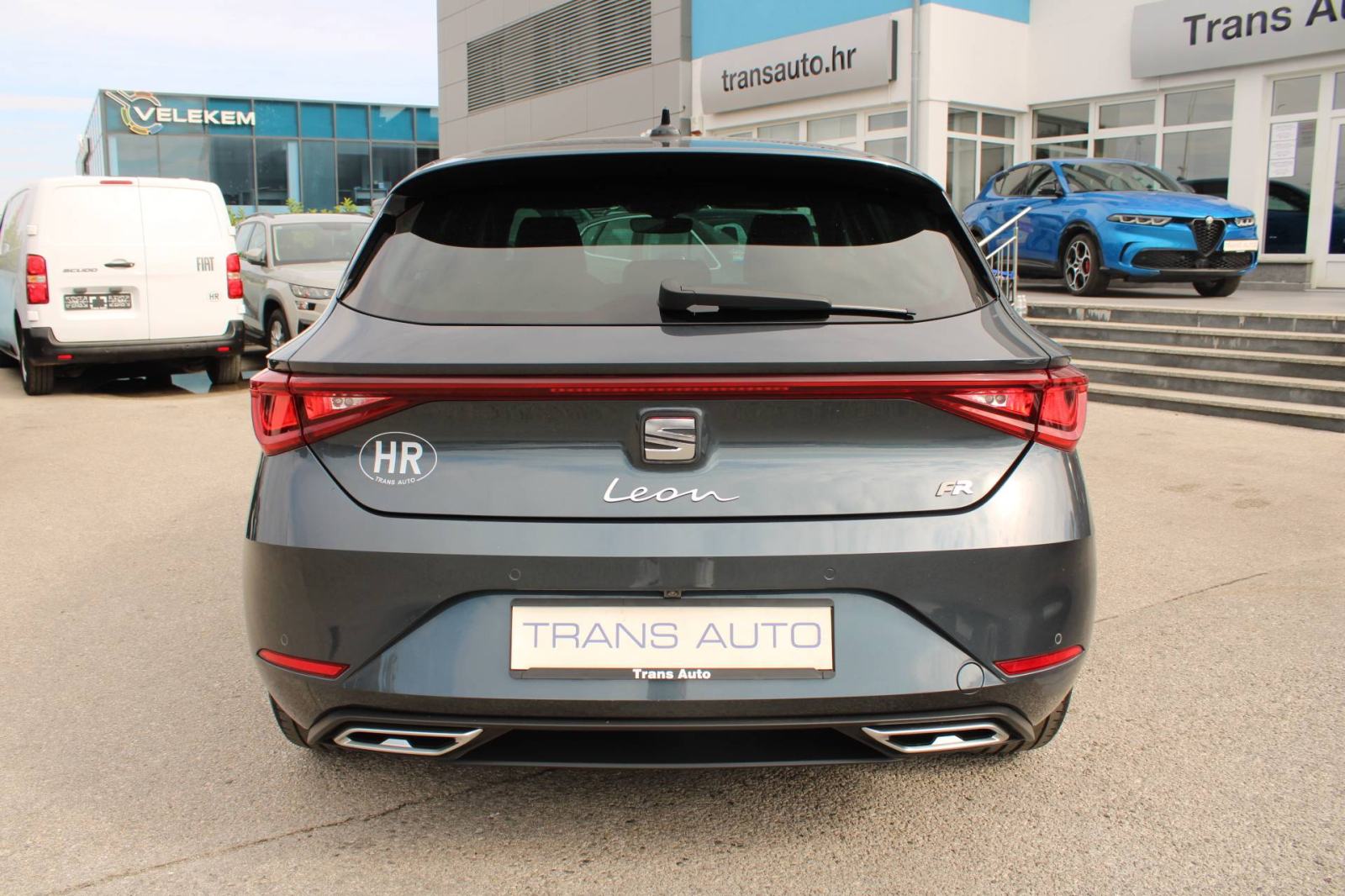 Seat Leon FR 2.0 TDi DSG *NAVIGACIJA, LED, KAMERA*, fotografija 6