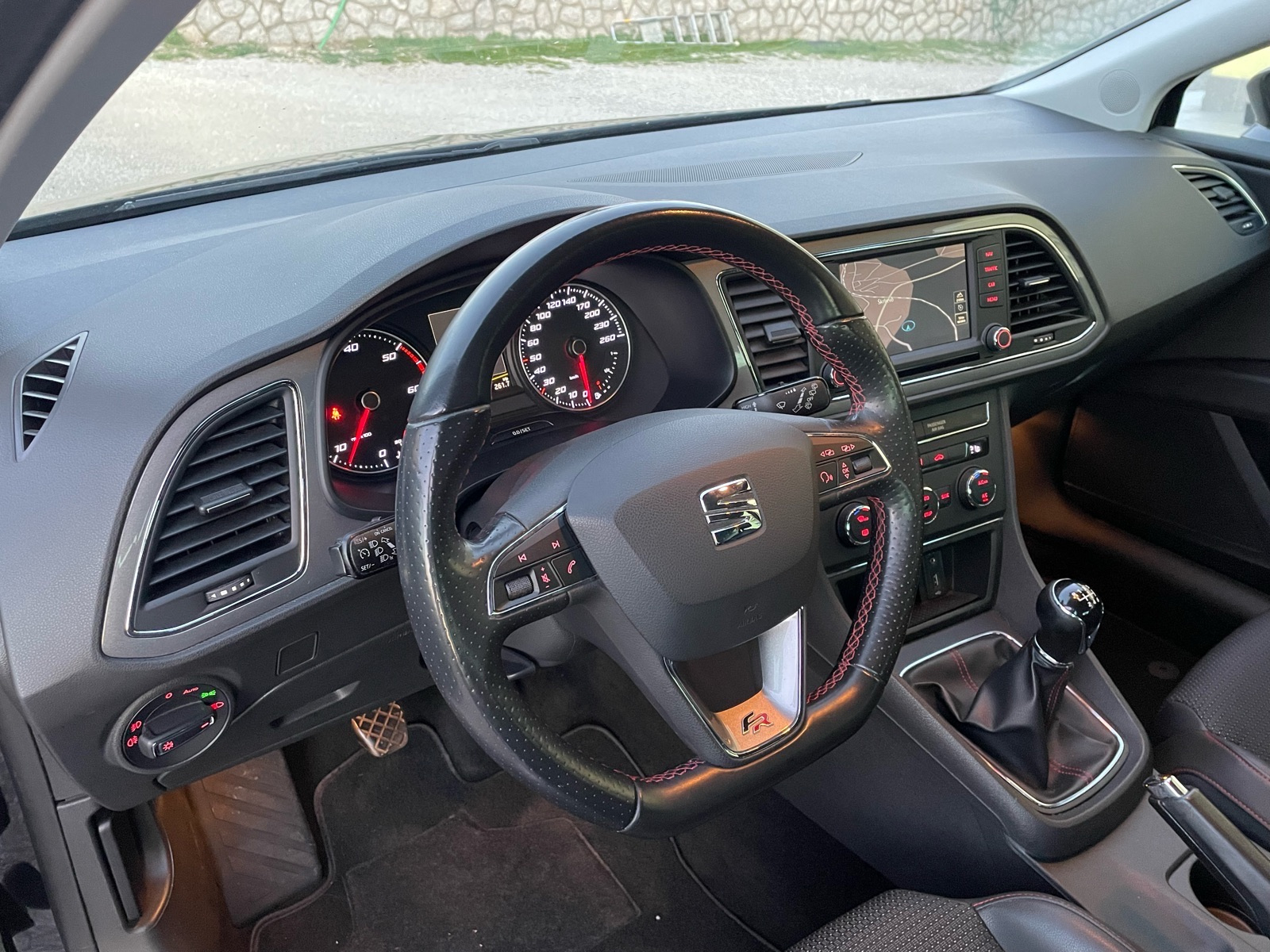SEAT LEON FR 2.0 TDI,ZAMJENA,VELIKI SERVIS RAĐEN., fotografija 11