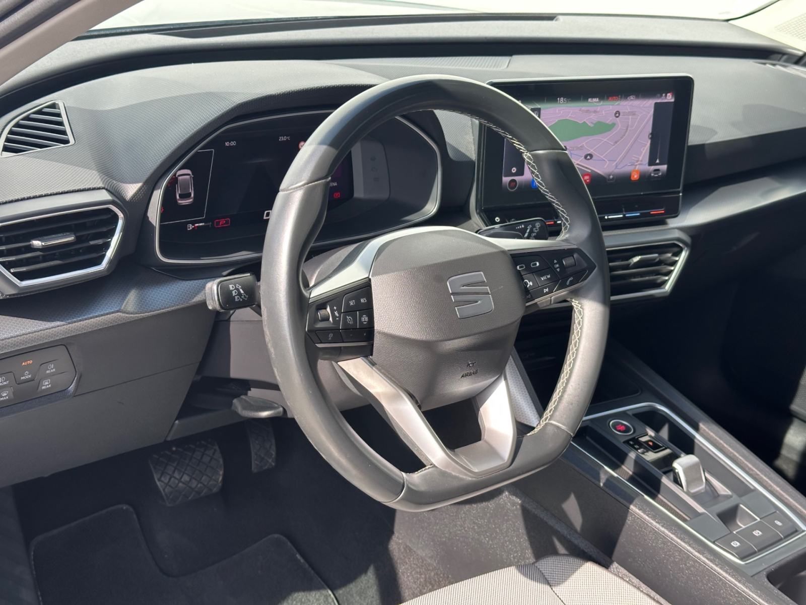 Seat Leon Sportstourer SW 2.0 TDI BUSINESS DSG | 24MJ JAMSTVA | U PDV-, fotografija 7