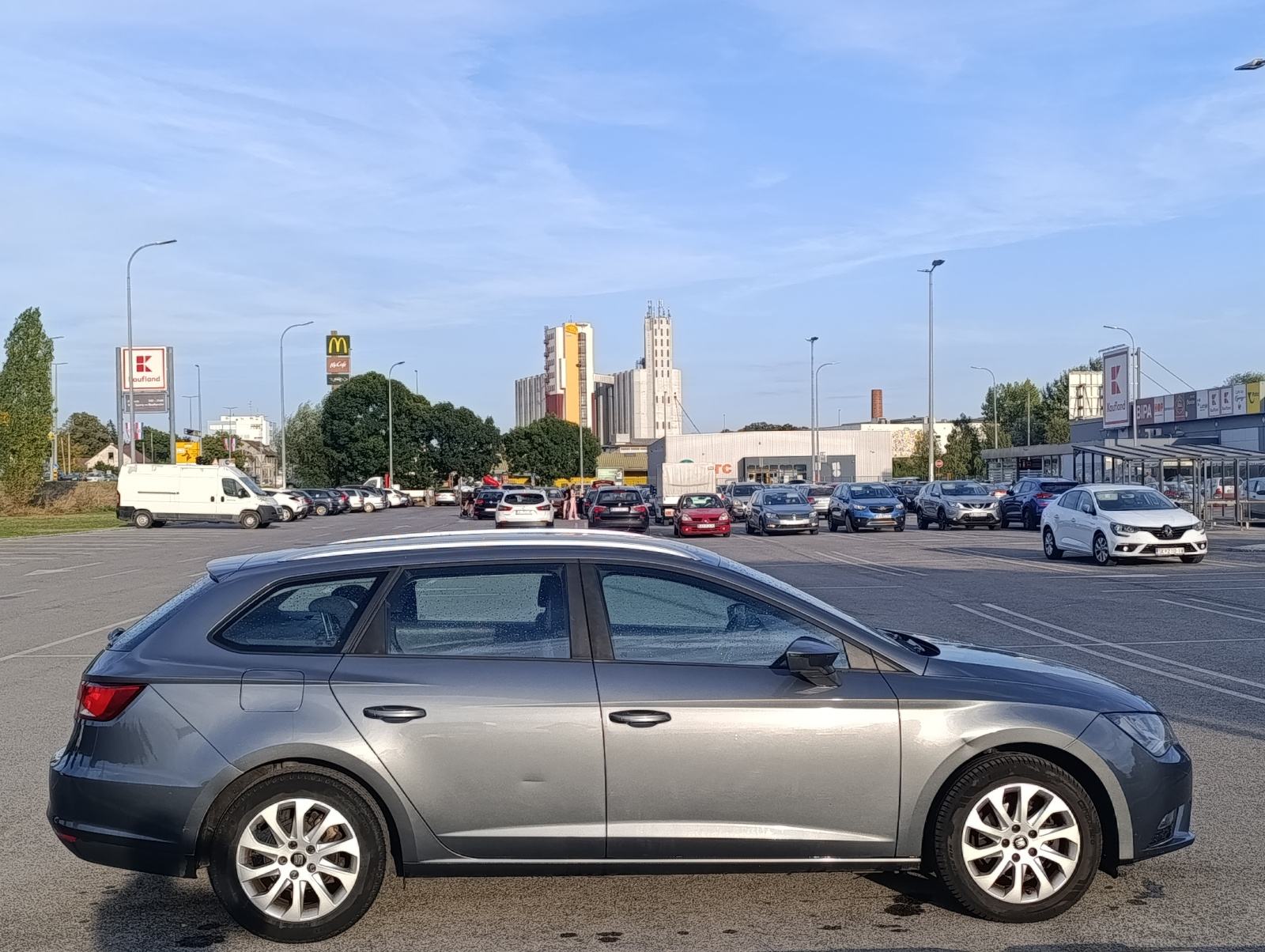 SEAT LEON ST 1,6 TDI 2015, fotografija 4