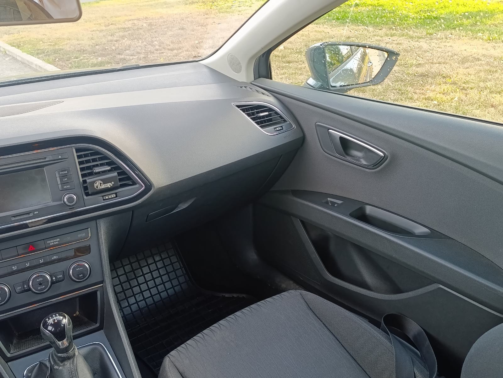 SEAT LEON ST 1,6 TDI 2015, fotografija 16