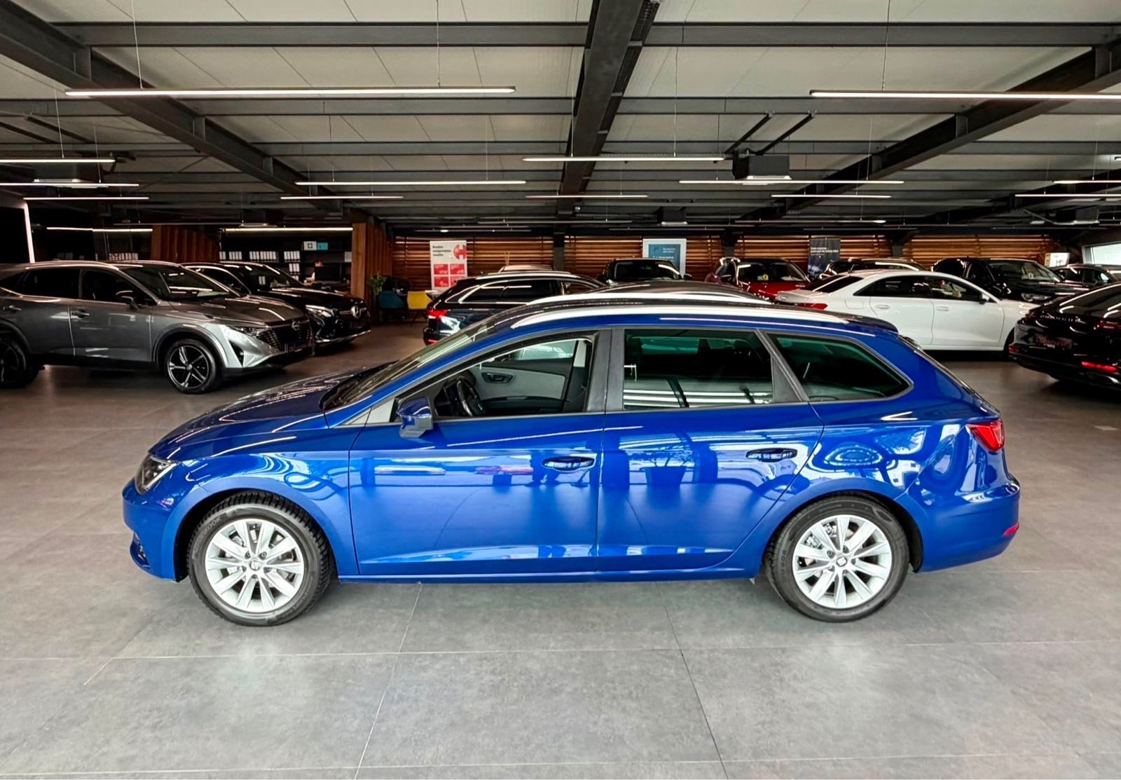 Seat Leon ST 1,6 TDI DSG KLIMA • KAMERA • PDV • ALU16" • LEASING, fotografija 3
