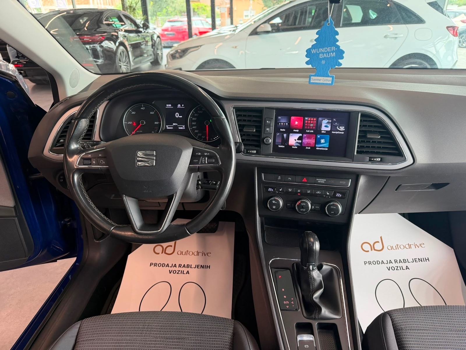 Seat Leon ST 1,6 TDI DSG KLIMA • KAMERA • PDV • ALU16" • LEASING, fotografija 14
