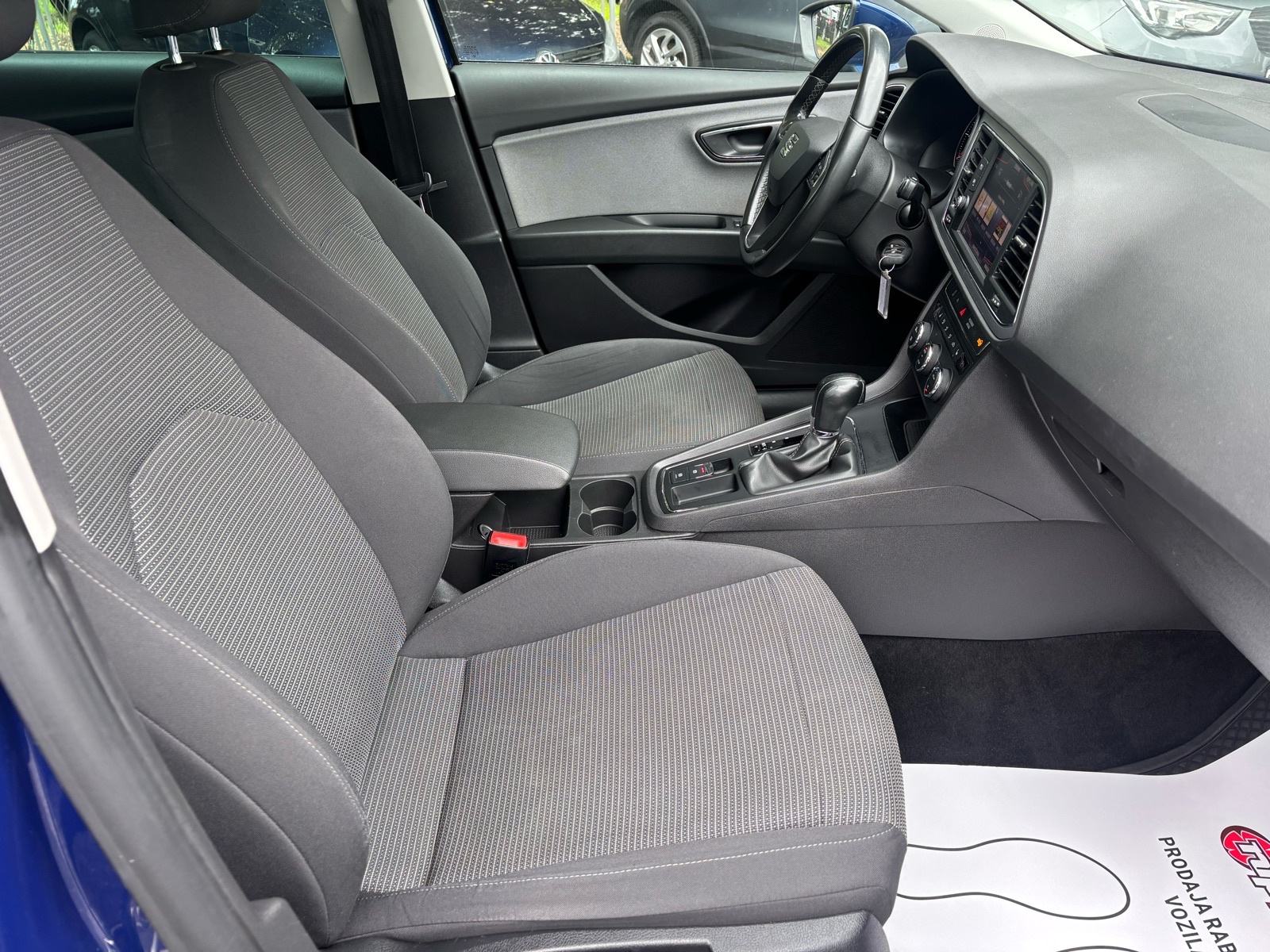 Seat Leon ST 1,6TDI DSG - u PDV-u - REG:06/2027 - LEASING RATA 240,00€, fotografija 18