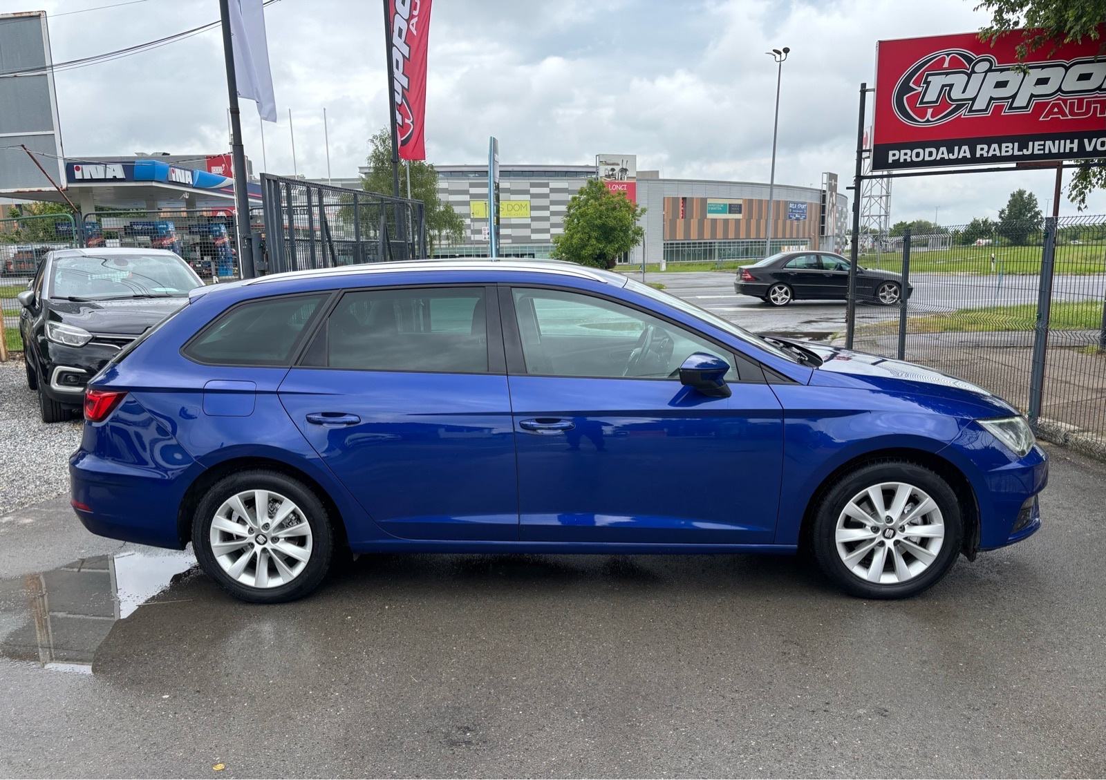 Seat Leon ST 1,6TDI DSG - u PDV-u - REG:06/2027 - LEASING RATA 240,00€, fotografija 7